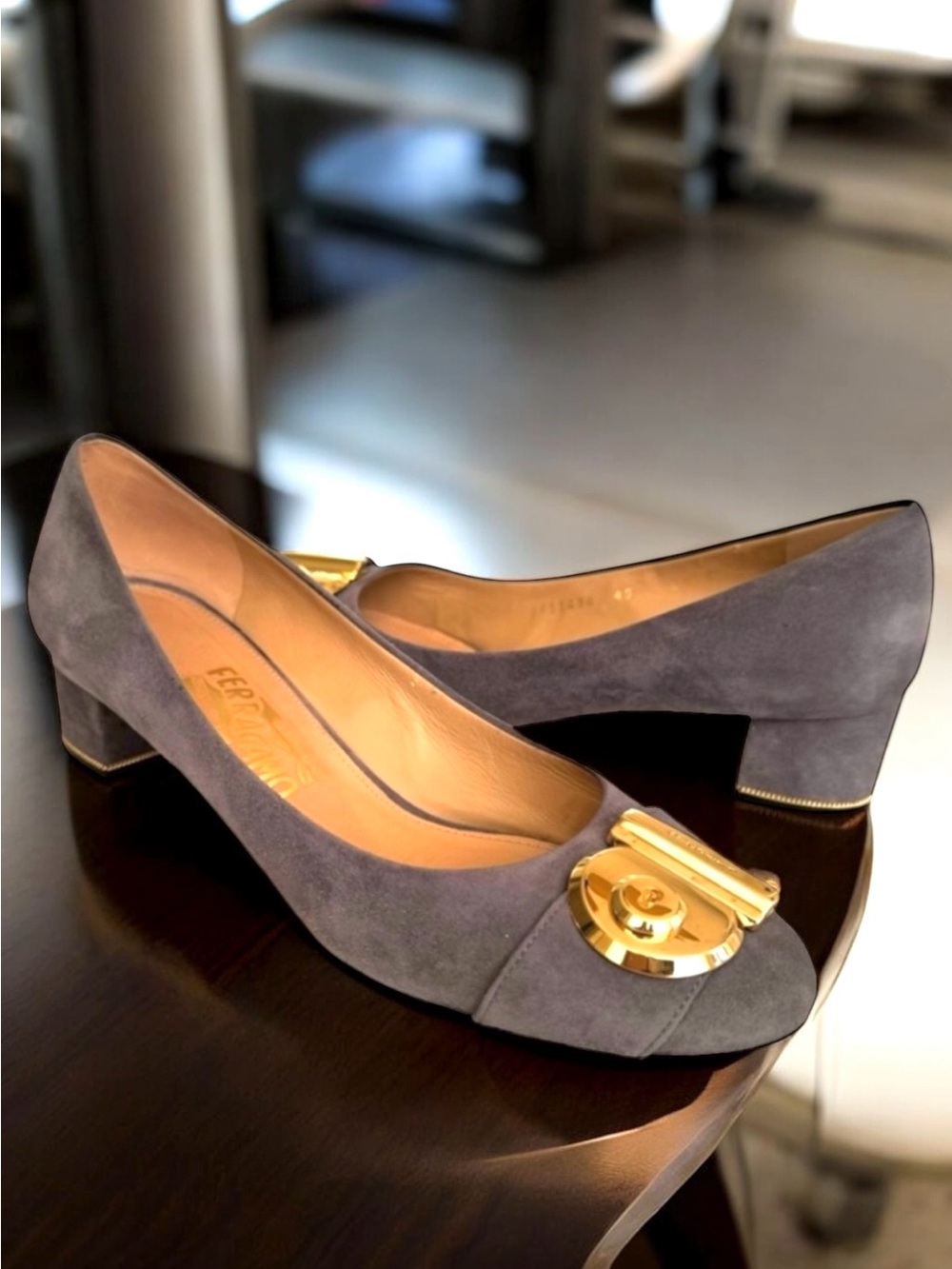 Salvatore Ferragamo Fiamma Pumps Grey Suede